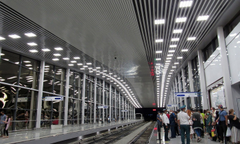 Підвісна стеля з кубоподібної рейки KRAFT на станції метро в Ташкенті (+9 фото)