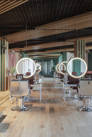 Everything should be perfect in a beauty salon - even a suspended ceiling (+8 photos)