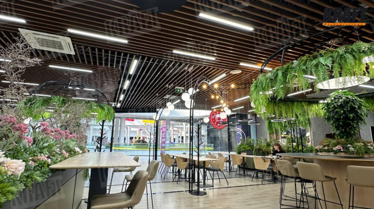 Современный ресторанный дизайн с акцентом на кубообразную рейку